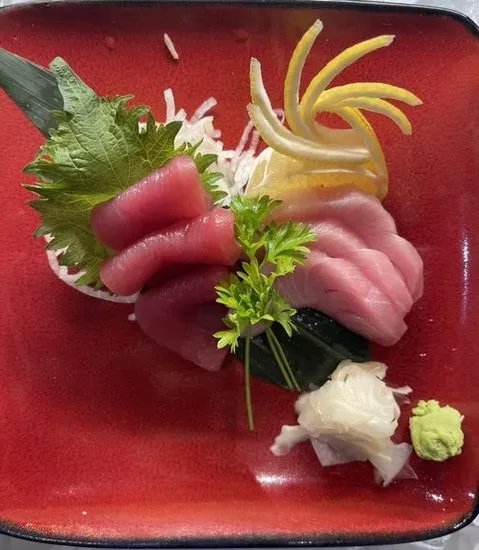 Tuna & Yellowtail Sushi Dinner 