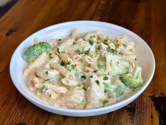 Chicken Broccoli & Penne