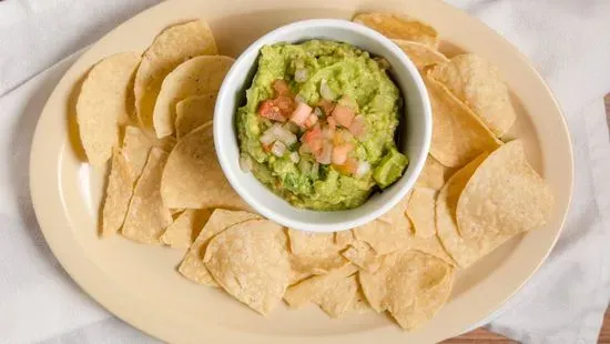 Chunky Guacamole & Chips