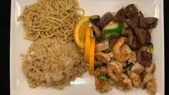 Filet Mignon & Chicken Hibachi