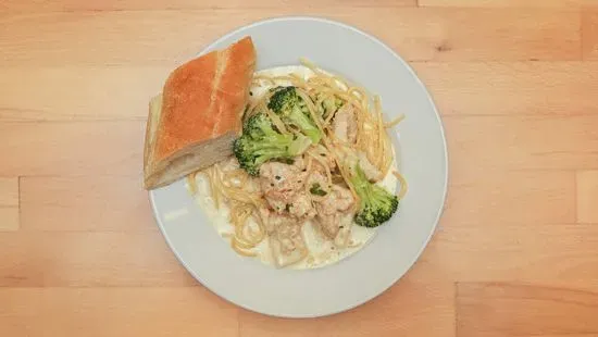 Chicken & Broccoli Alfredo