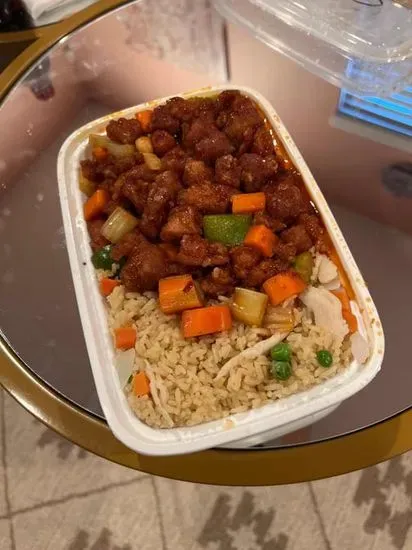 C16. Kung Pao Chicken宫保鸡