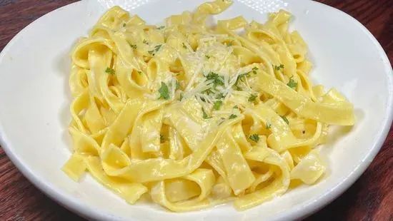 Fettuccine Alfredo