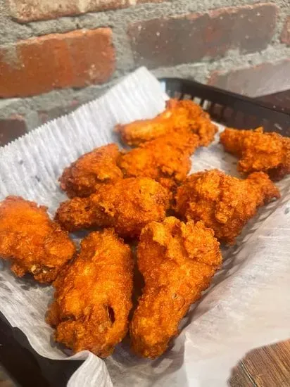 BREADED CHICKEN WINGS