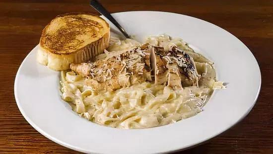 Fettuccine Alfredo