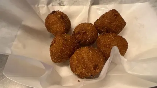 6 pc Hushpuppies