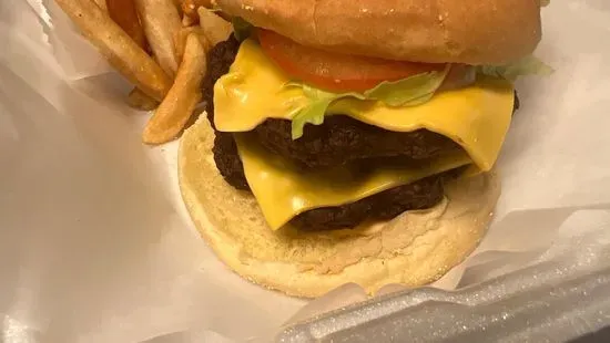 Double cheeseburger & fries