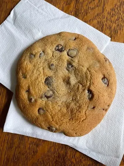 Homemade Chocolate Chip Cookie