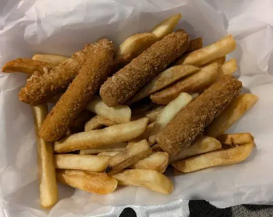 Kids Mozzarella Sticks & Fries