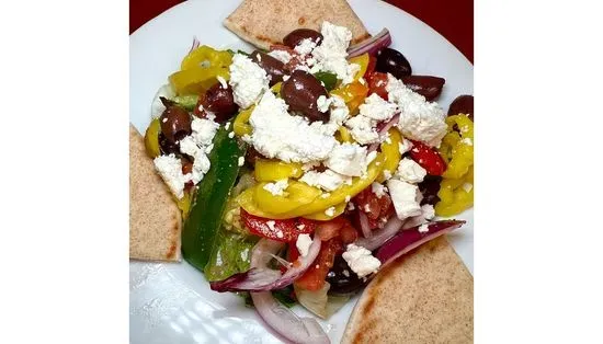 Mediterranean Pita Salad