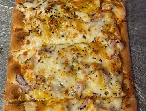 Buffalo Chicken Flatbread (Boss Favorite)