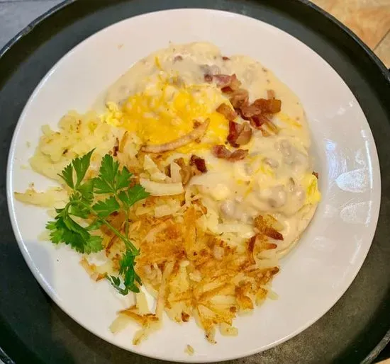 BISCUITS N' GRAVY+ EGGS