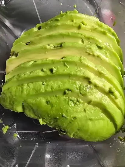 FRESH AVOCADO