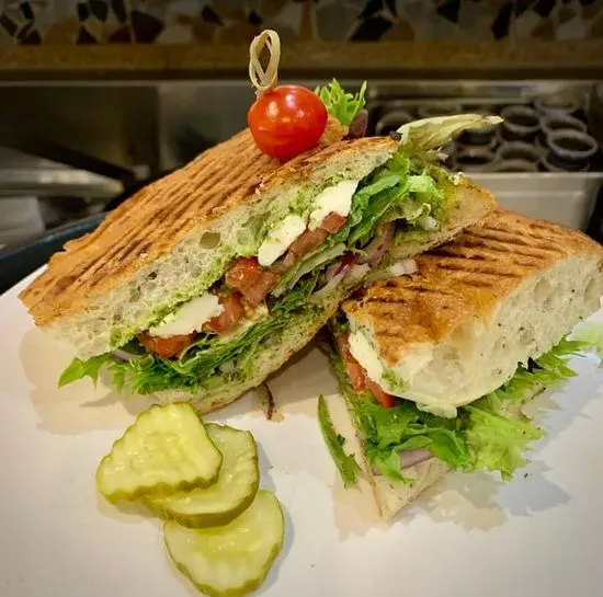 CAPRESE SANDWICH