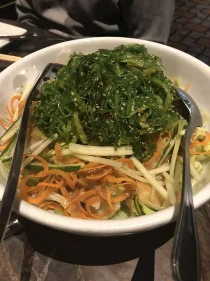 Seaweed Salad*