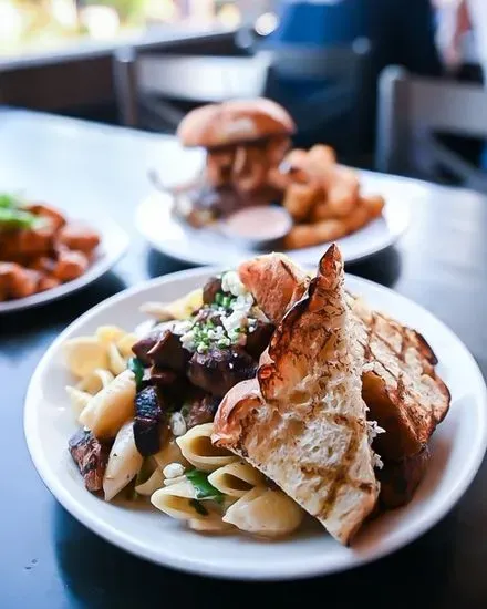 Black & Blue Pasta
