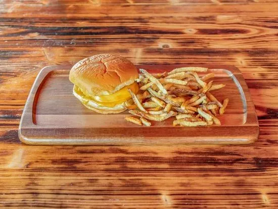 Kid's Cheeseburger