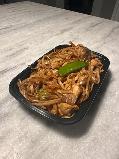 Chicken Lo Mein