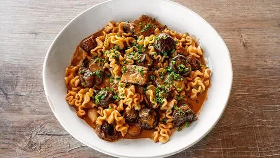 Blackbird Farms Beef Stroganoff