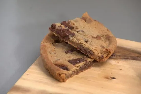 8" Chocolate Chip Cookie