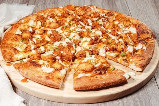 NASHVILLE HOT CRISPY CHICKEN PIZZA *LIMITED TIME*