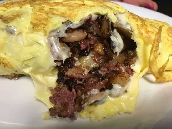 Homemade Corned Beef Hash Omelet (Contains Pork)