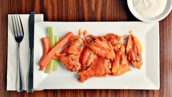 Fresh Boneless or Bone-In Wings