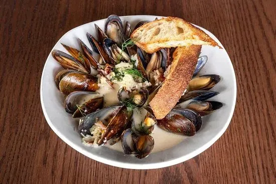 Steamed Mussels