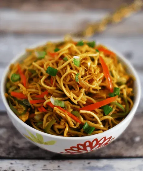 Egg Hakka Noodles