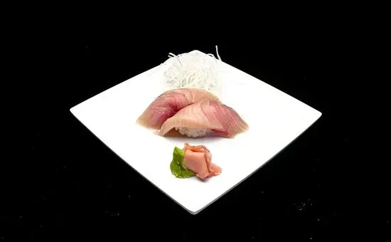 Hamachi Nigiri