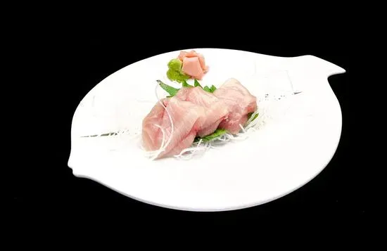 Hamachi / Yellowtail Sashimi