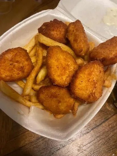 Chicken Nuggets & Fries