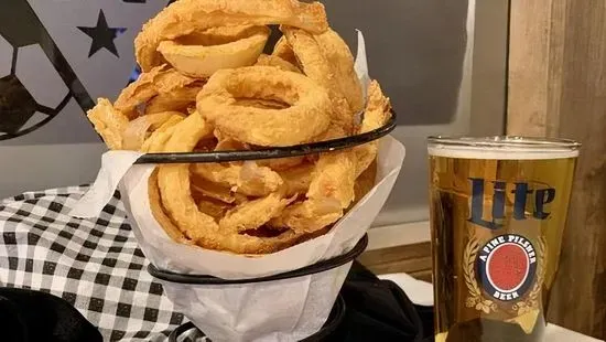 Onion Rings, Hand Breaded