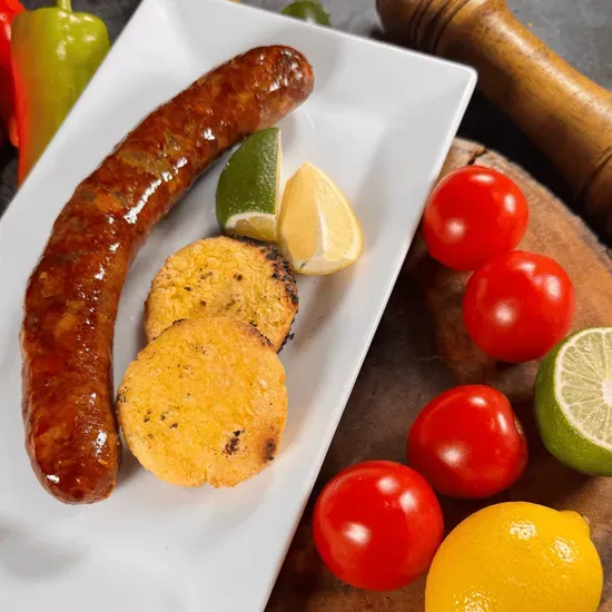 Chorizo de Cerdo con Limón y Arepa Pequeña / Pork Chorizo with Lemon and Small Arepa