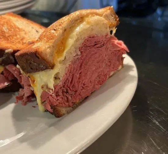 Classic Reuben-