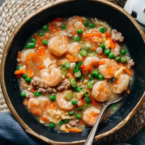 24. Shrimp and Lobster Sauce Lunch Special 鱼香虾 午餐