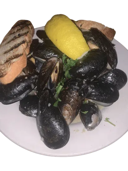 Steamed Black Mussels