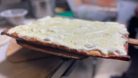 Sicilian White Pizza