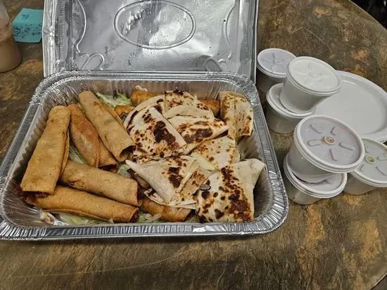 Pepito’s Sampler TRAY