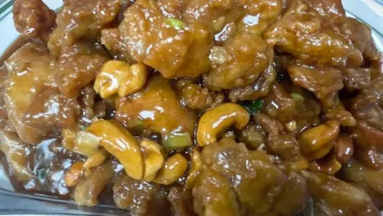 30. Chicken with Cashew Nuts