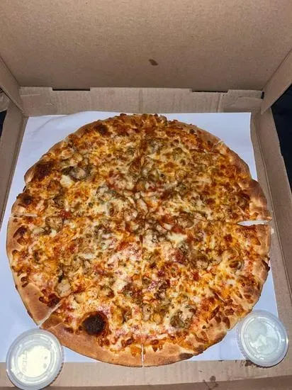 Buffalo Grilled Chicken Pizza