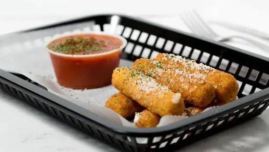 Mozzarella Sticks (8)