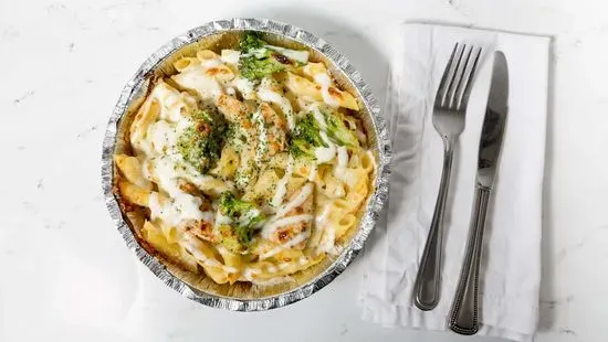 Fettuccine Alfredo with Chicken and Broccoli