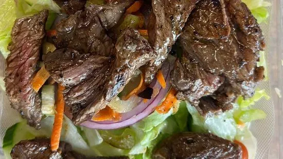 Steak Tip Tossed Salad