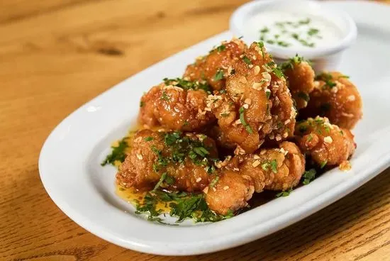 Calabrian Chili Honey & Garlic Boneless Wings