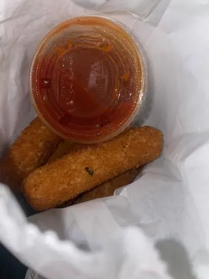 Mozzarella Sticks (6)