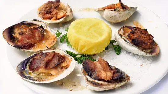 Littleneck Clams Casino