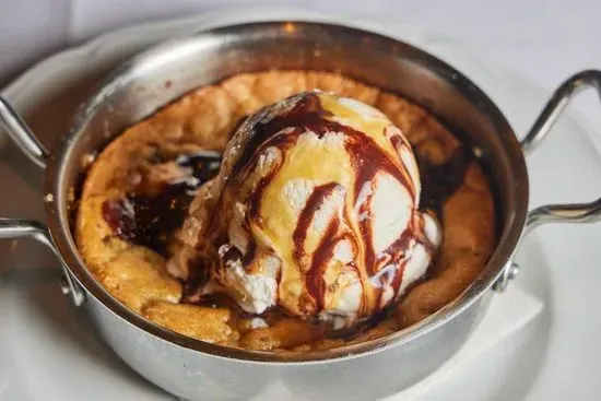 Warm Chocolate Chip Skillet Cookie