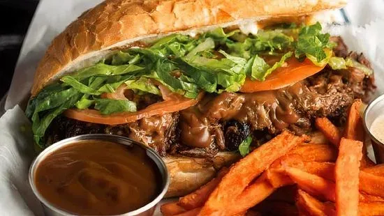 11 Napkin Roast Beef Po' Boy