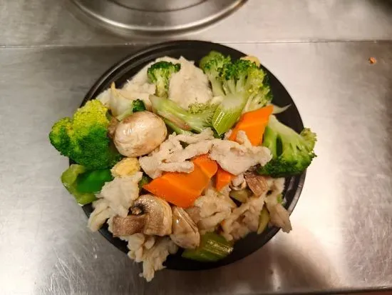 S1. Steamed Chicken with Vegetables